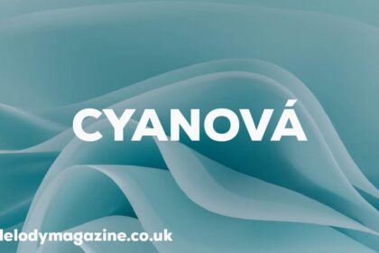 Cyanová